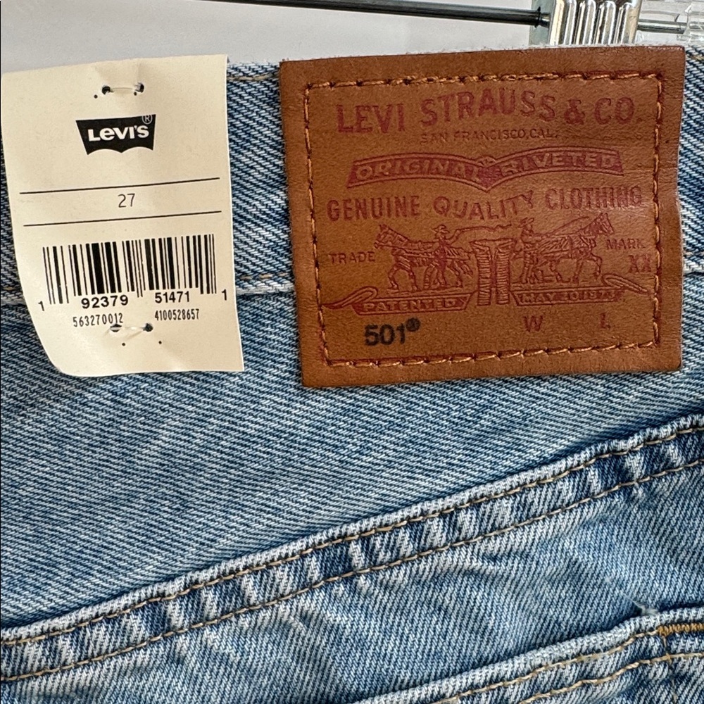 Levi's 501 Distressed Denim Shorts High Waist Raw Hem Cotton Size 27 - Picture 9 of 13